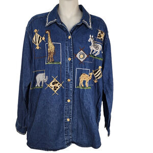 Sara Studio Shirt Womens Medium Blue Denim Button Embroidered Safari Animals Vtg